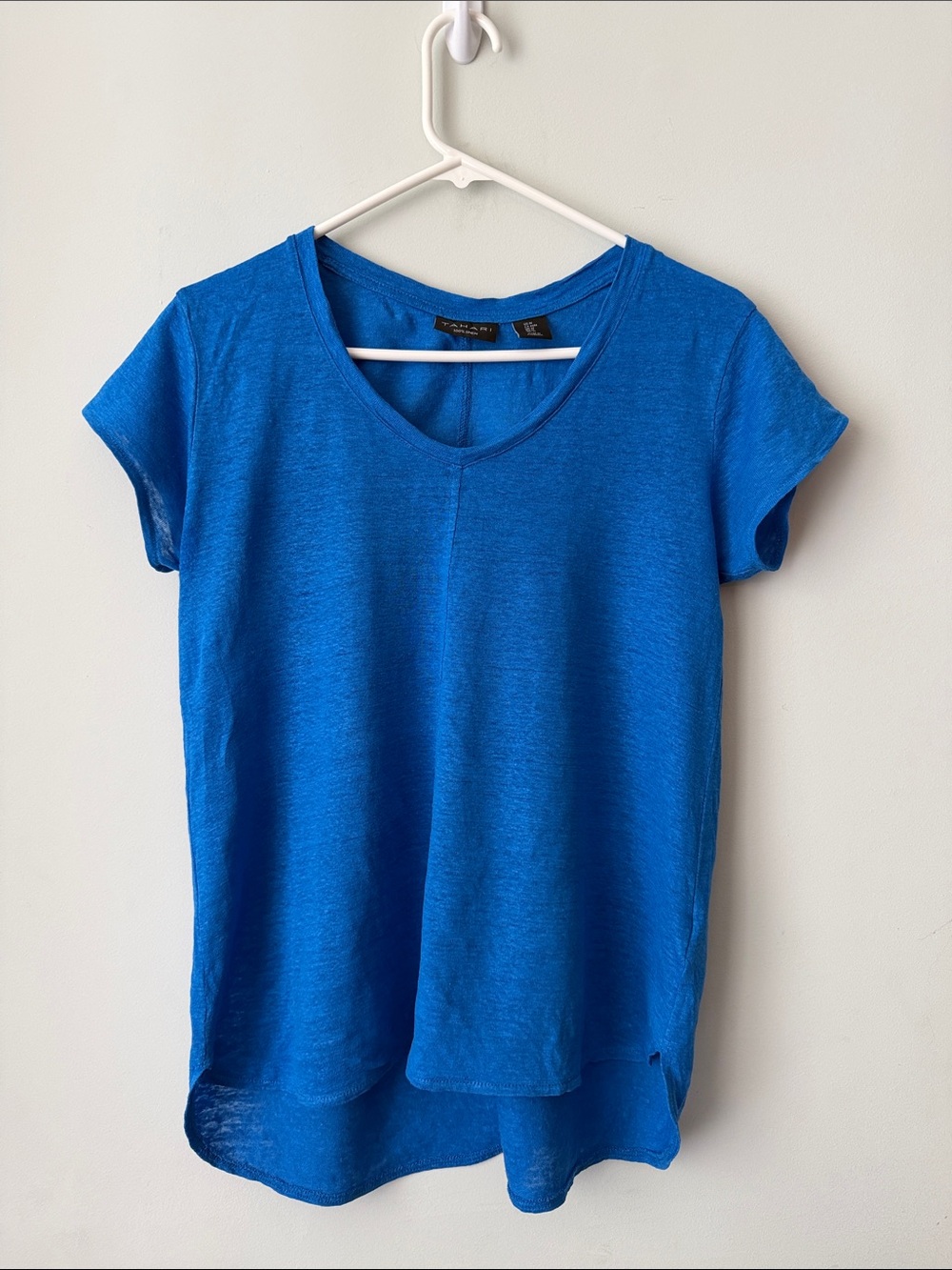 Tahari Royal Blue V-Neck Short Sleeve Linen Tee